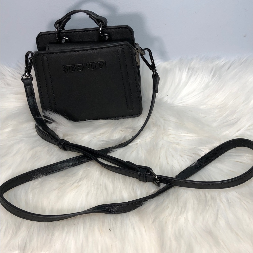 Steve Madden Mini Crossbody With Top Handle. NWOT